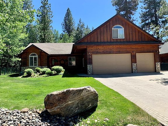 2nd image of 660 Woodlands Dr