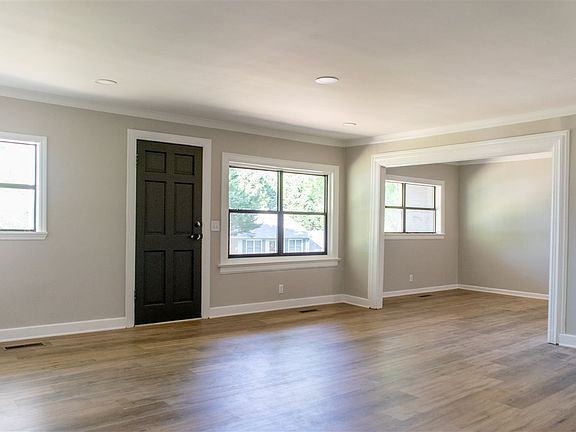 3rd image of 1205 Park Ave NW