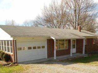 217 Training Center Rd, Woodlawn, VA 24381