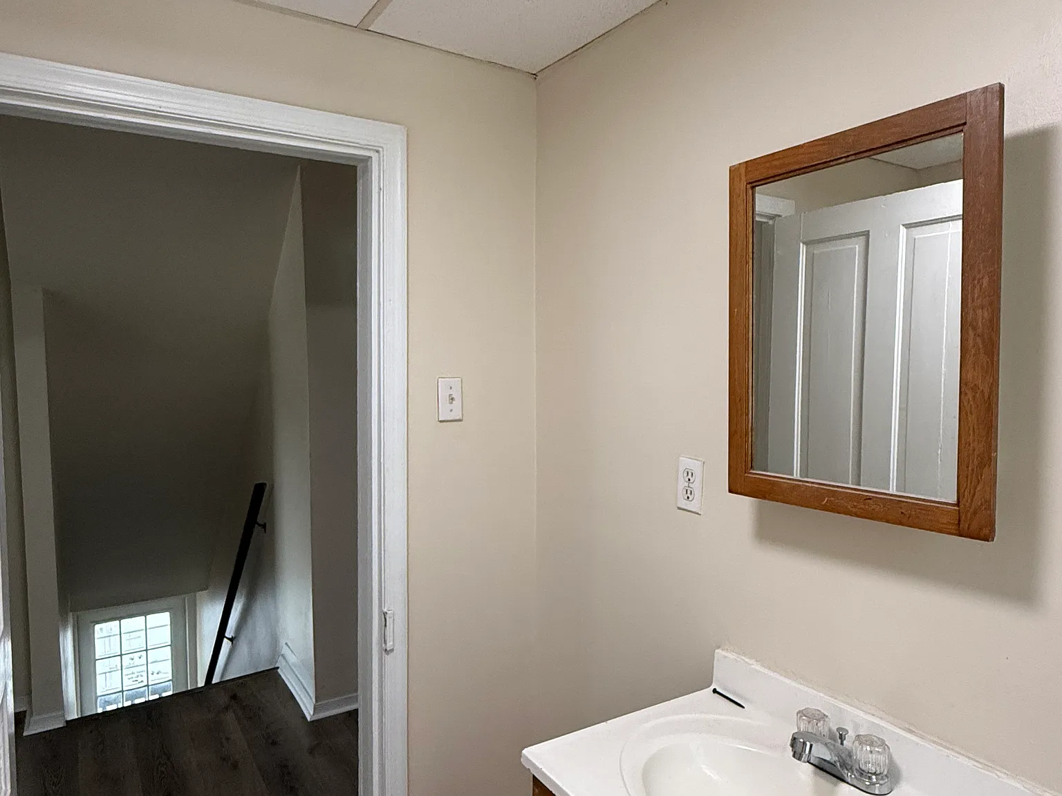 2 bed, $850 — Photo 3