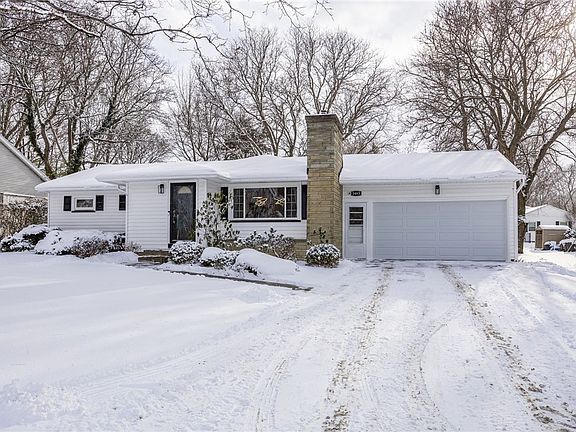 4th image of 3463 W Ridge Rd