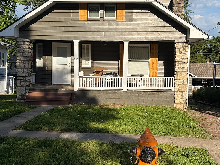 550 S Arlington Ave — Photo 9