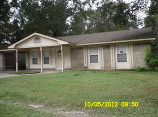 15 Burnt Mills Rd, Goose Creek, SC 29445