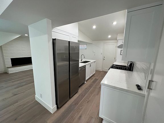 5th image of 1164 Shelburn Ln
