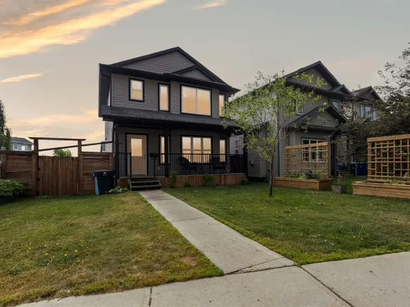 189 SW Walnut Cres, Wood Buffalo, AB T9K 0N4