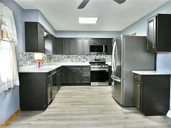 4th image of 5245 Calla Ave NW