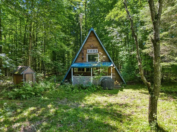 N6024 Cemetery Ln, Tigerton, WI 54486