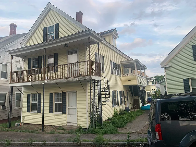 22 Spring St — Photo 27