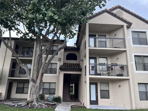 4221 W McNab Rd, Pompano Beach, FL