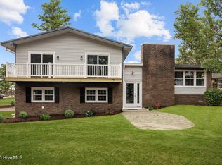 2131 Neuse Cliffs Cir, New Bern, NC 28560