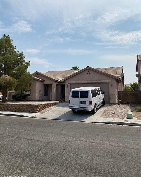 1st image of 1213 Stoneypeak Ave