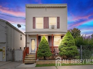 335 Alpine St, Perth Amboy, NJ 08861