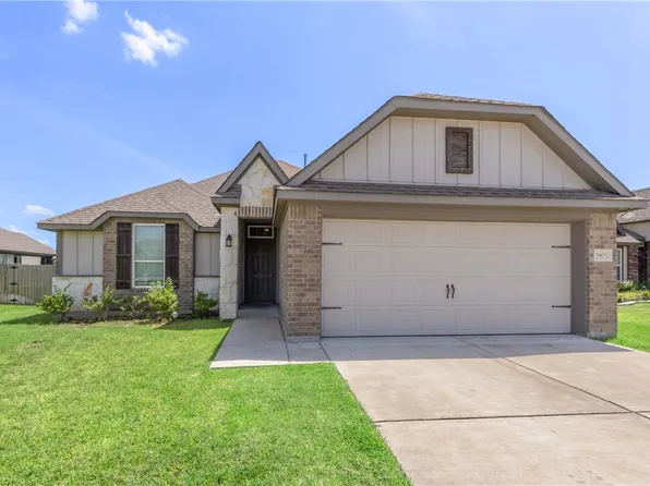 7905 Putter Place Ct, Navasota, TX 77868