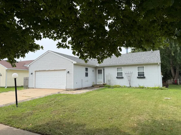 3305 Valerie Dr, Champaign, IL 61822