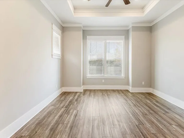 4072 Biltmore Ave — Photo 22