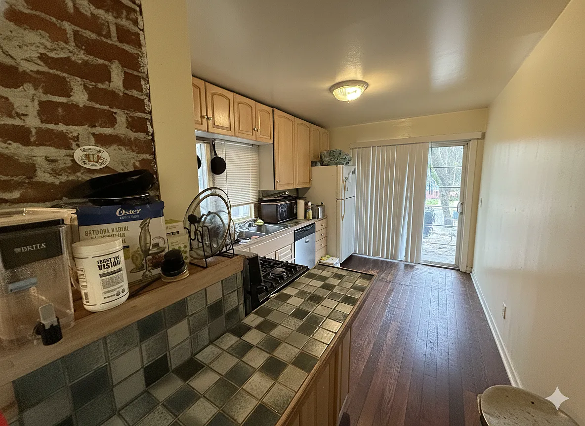 4 bed, 1.5 bath, $6,500 — Photo 4