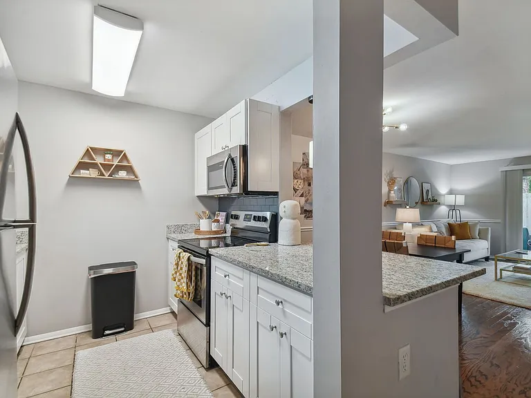 Great Location - SOUTH TAMPA - SOHO / Hyde Park Area — Photo 6
