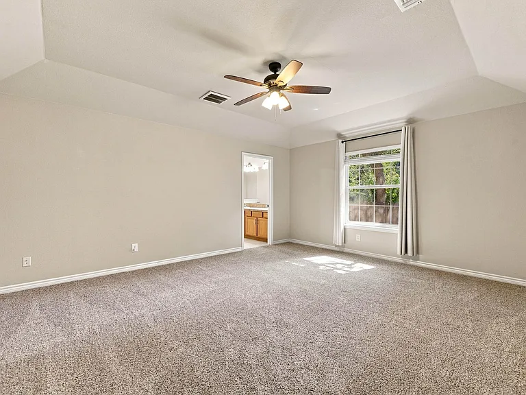 11707 Jarvis Dr — Photo 17