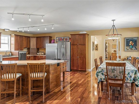 4th image of 16926 Mahurin Dr
