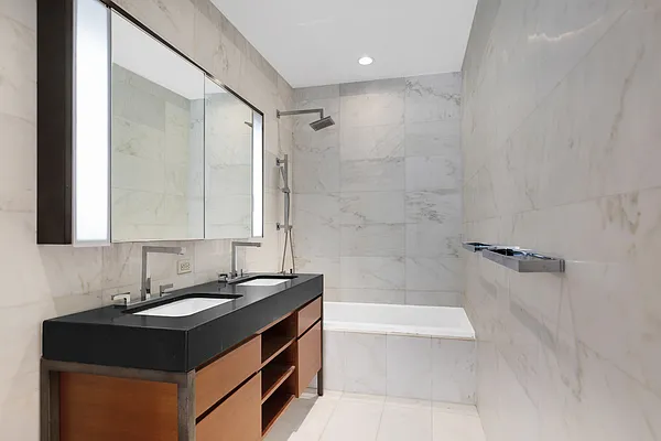 Rented by Platinum Properties | media 25