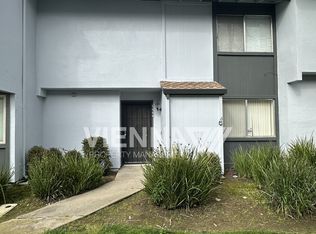 5066 Greenberry Dr, Sacramento, CA