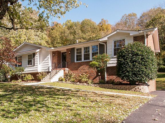 2nd image of 7317 Coronado Ct
