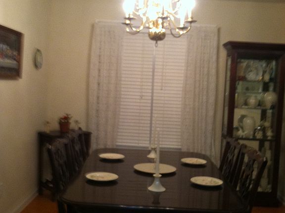 4th image of 204 Autumn Woods Blvd