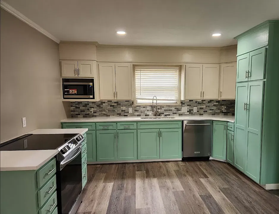 1 bed, 2100 sqft, $425 — Photo 3