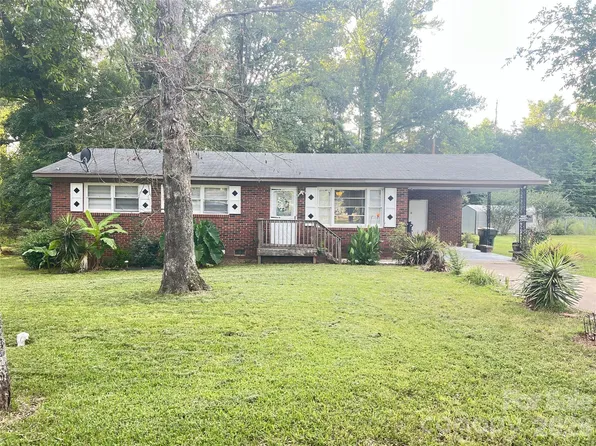 1174 Stanley Dr, Rock Hill, SC 29730