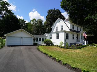 38 Fletcher St, Kennebunk, ME 04043