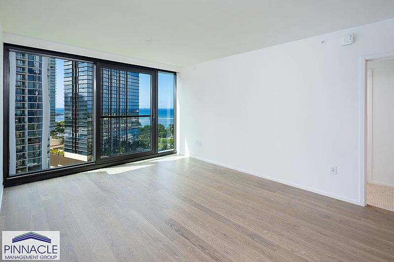 1st image of 333 Ward Ave #1704
