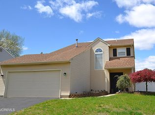 10 Cripple Creek Rd, Howell, NJ 07731