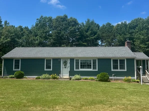 65 Flintlocke Dr, Plymouth, MA 02360