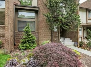 2005 Winged Foot Ct, Reston, VA 20191