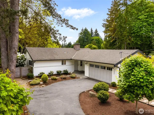 7047 NE 138th Street, Kirkland, WA 98034