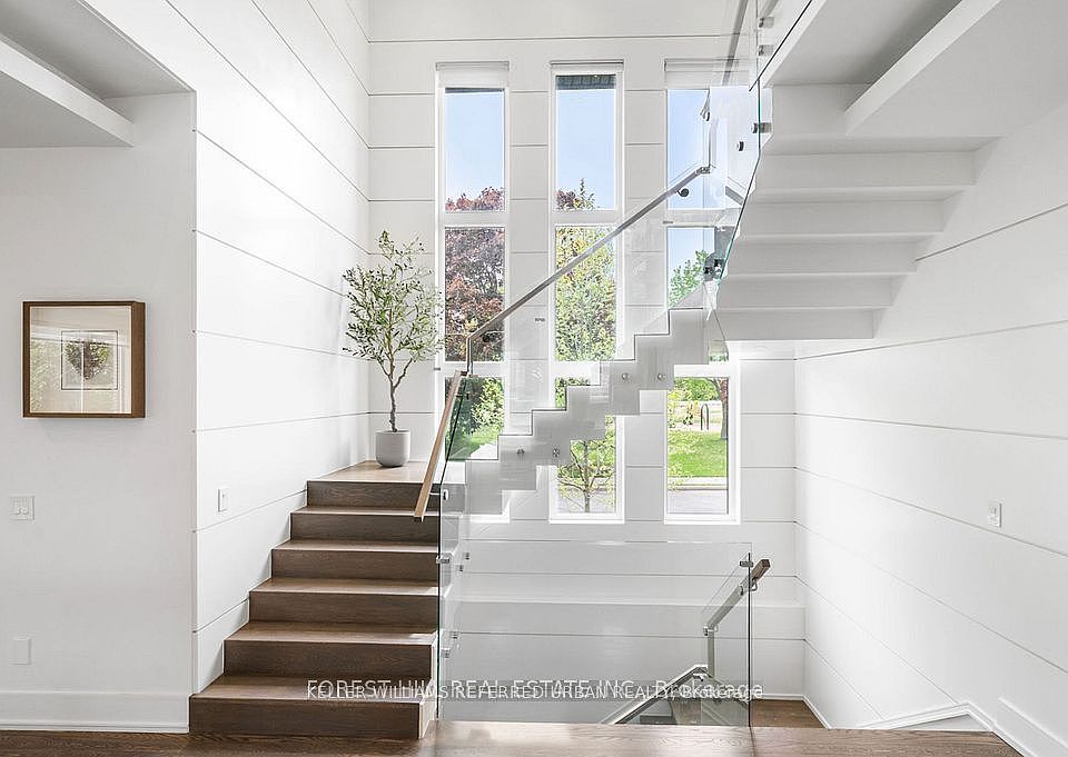 1st image of 416 Patricia Ave