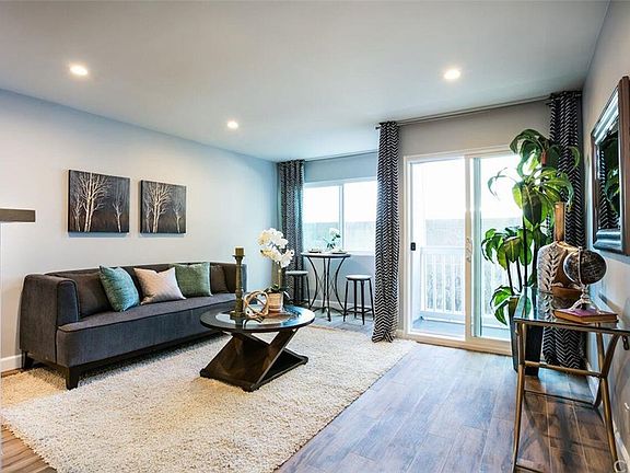 2nd image of 2411 Prospect Ave APT 123