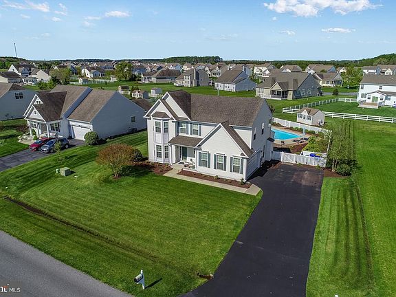 2nd image of 24737 Shoreline Dr