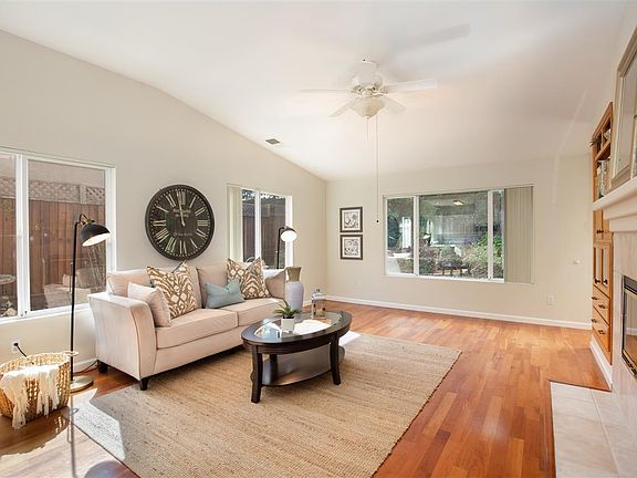 4th image of 312 Manor Park Cir