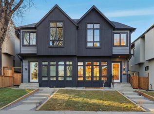 3515 E 42nd St SW, Calgary, AB T3E3M7