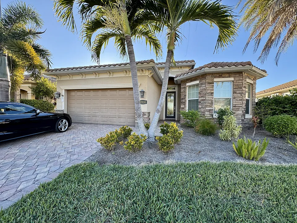 12416 Chrasfield Chase