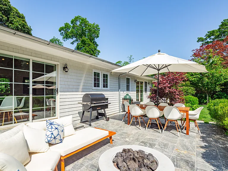 22 Sandra Rd — Photo 24