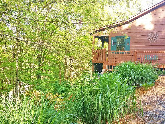 3rd image of 127 Padget Ln #1-7115