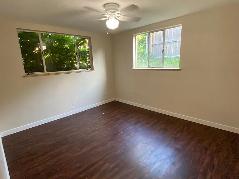 2135 S Cherokee St #B — Photo 7