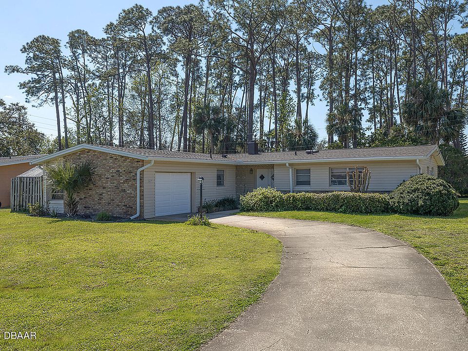 1st image of 1504 Manor Dr