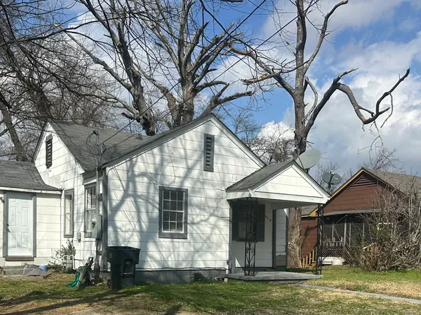 2712 Oak St, Vicksburg, MS 39180