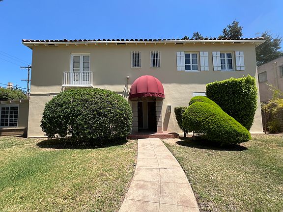 3rd image of 1171 Huntington Dr APT D