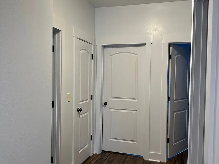 1089 Garnet Dr — Photo 9