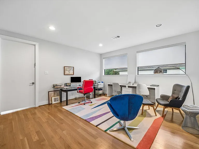 4532 Sunburst St — Photo 21