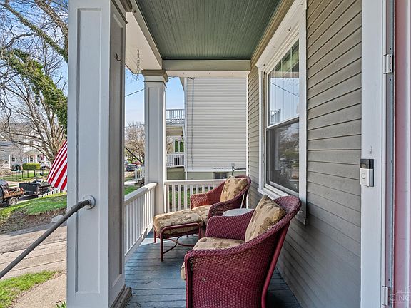 5th image of 2711 Arbor Ave